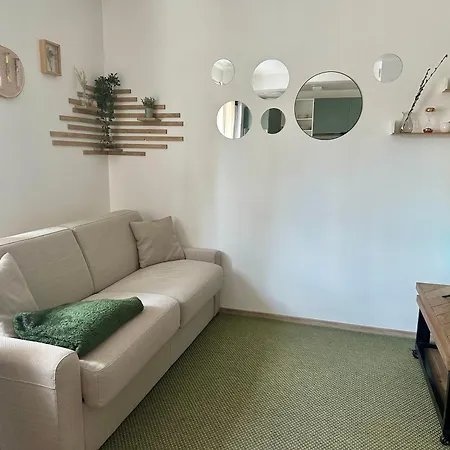 Appartement Studio Noix A 10 Minutes A Pied De La Gare De Grenoble